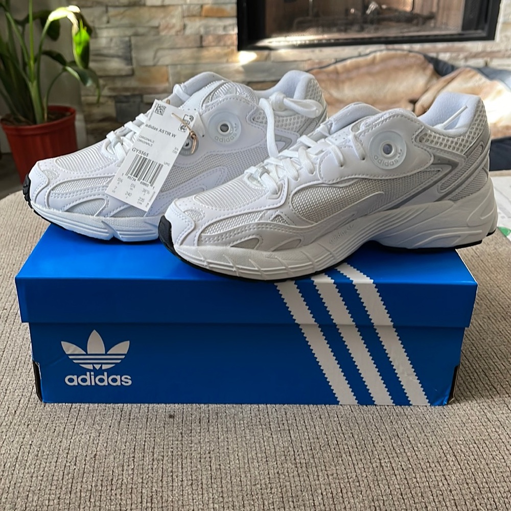 Adidas Astir